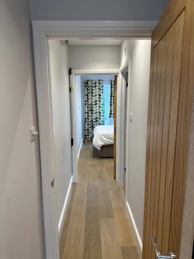 Ferienwohnung Little Vine - Beautiful Ground Floor Flat In South London Sutton  Exterior foto